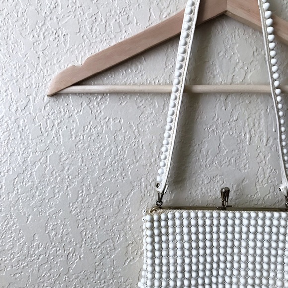 Vintage Pearl Purse - Picture 2 of 8